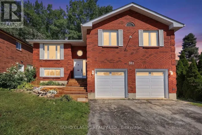 301 LEACOCK DRIVE, Barrie