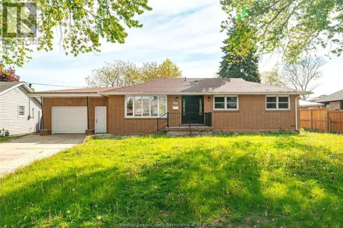 3010 BYNG ROAD, Windsor