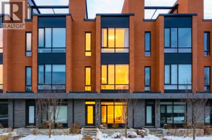 3012 Parkdale Boulevard NW, Calgary