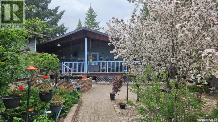 House for sale: 3013 Bonne Madone Beach, Wakaw Lake