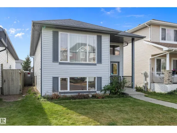 House for sale: 3019 33 AV NW, Edmonton