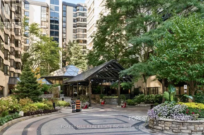 301B - 195 ST. PATRICK STREET, Toronto