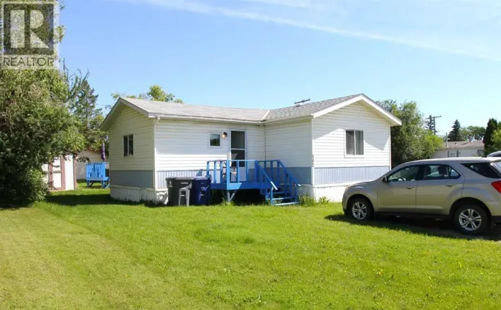 302 1 Avenue W, Maidstone