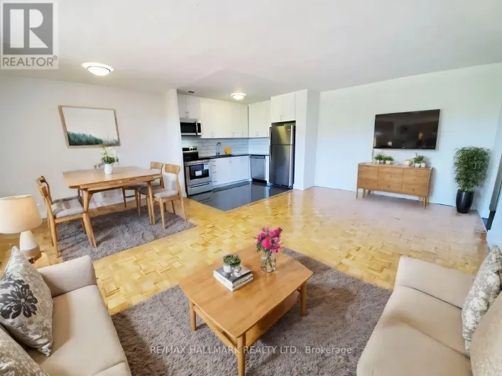 302 - 10 GARFELLA DRIVE S, Toronto