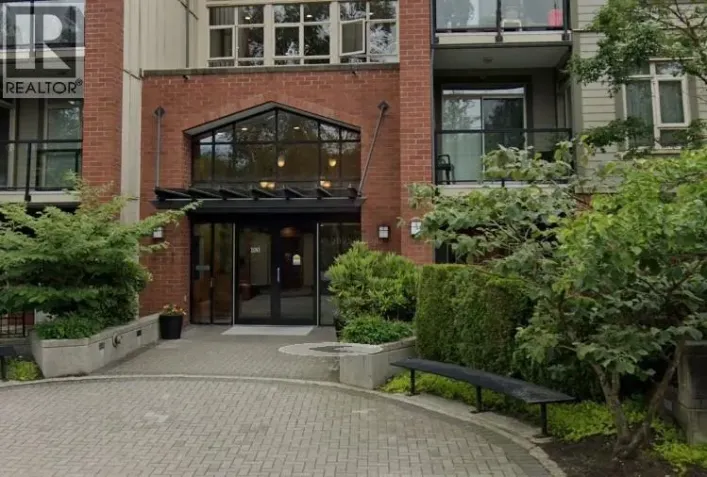 302 100 CAPILANO ROAD, Port Moody