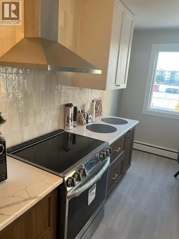 302, 10014 Morrison Street, Fort McMurray
