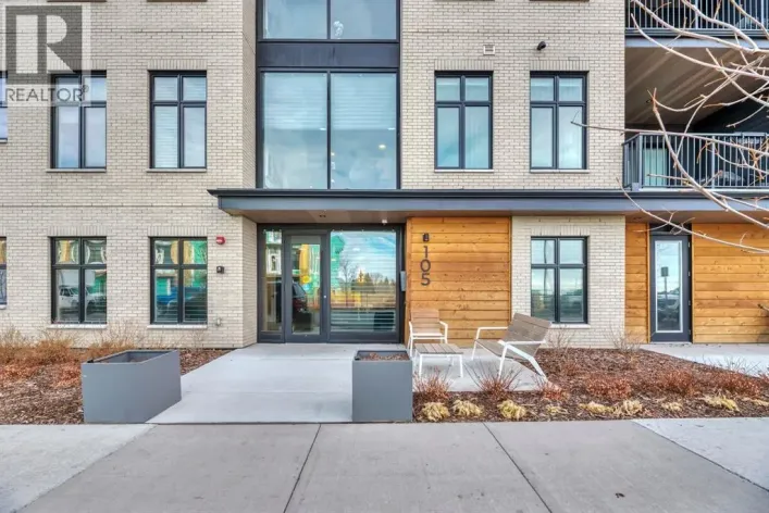 302, 105 Lebel Crescent NW, Calgary