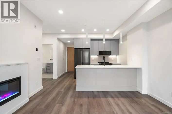 302 1102 Esquimalt Rd, Esquimalt