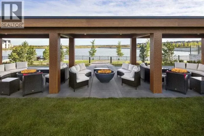 302, 130 Marina Cove SE, Calgary