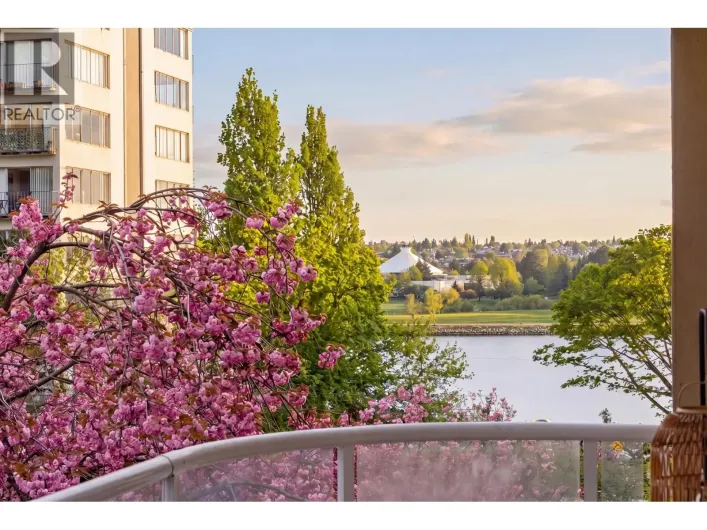 302 1406 HARWOOD STREET, Vancouver