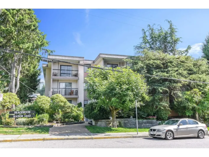 302 1442 BLACKWOOD STREET, White Rock