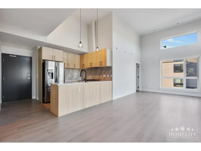 302 14858 60 AVENUE, Surrey