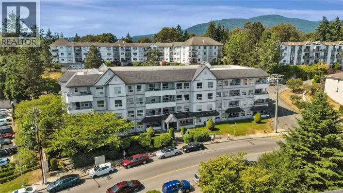 302 1631 Dufferin Cres, Nanaimo
