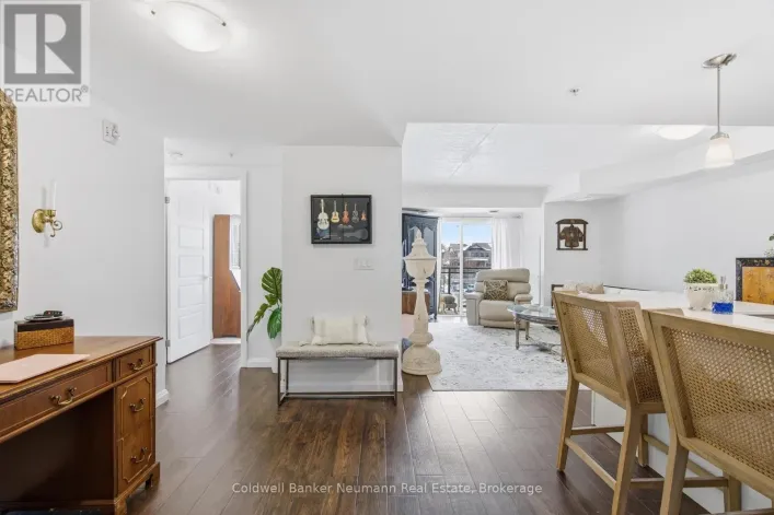 302 - 17 KAY CRESCENT, Guelph