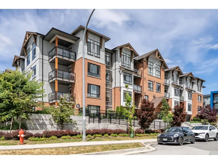 302 19945 BRYDON CRESCENT, Langley