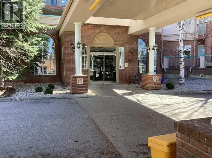 302, 200 Lincoln Way SW, Calgary