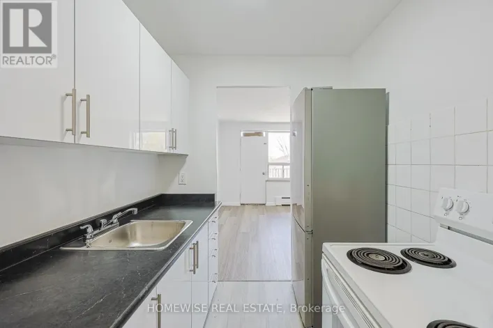 302 - 2204 DUFFERIN STREET, Toronto