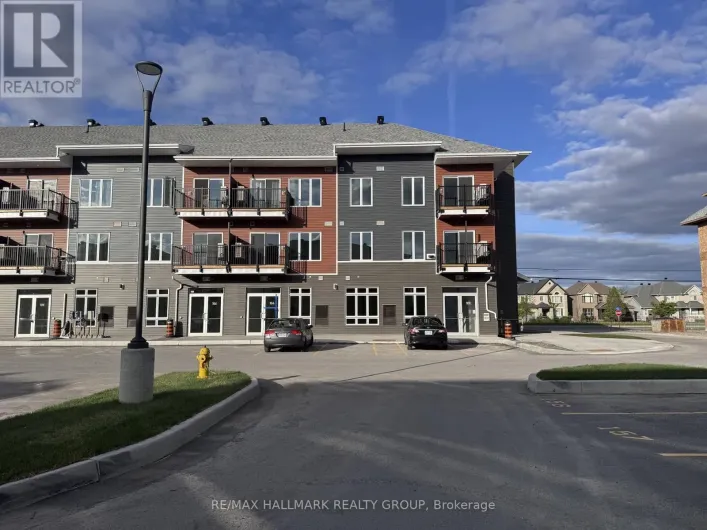 302 - 2370 TENTH LINE ROAD, Ottawa