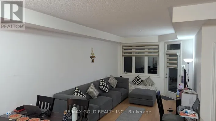 Row / Townhouse for rent: 3-02 - 2420 BARONWOOD DRIVE, Oakville