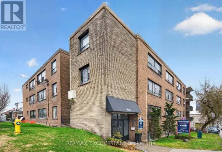 302 - 2515 EGLINTON AVENUE W, Toronto