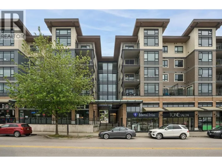 302 2525 CLARKE STREET, Port Moody