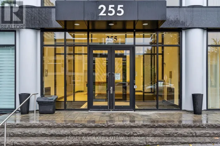 302 - 255 BAY STREET, Ottawa