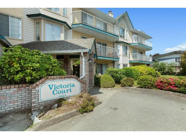 302 2567 VICTORIA STREET, Abbotsford