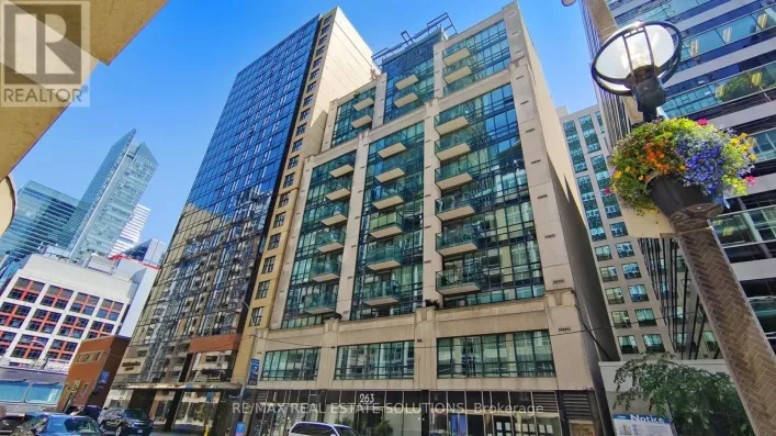 302 - 263 WELLINGTON STREET W, Toronto