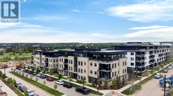 302, 275 Lebel Crescent NW, Calgary