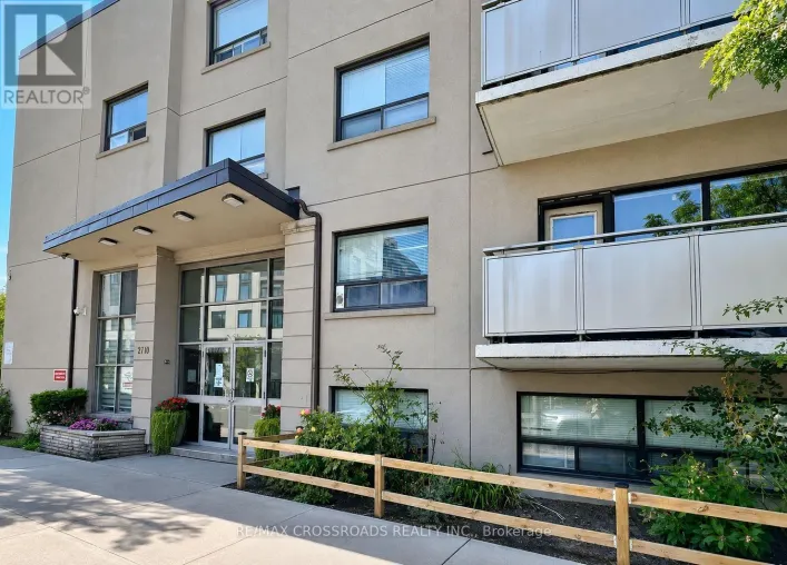 302 - 2770 YONGE STREET, Toronto