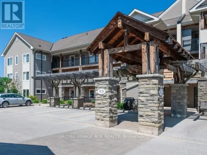 302 - 3 BRANDY LANE DRIVE, Collingwood