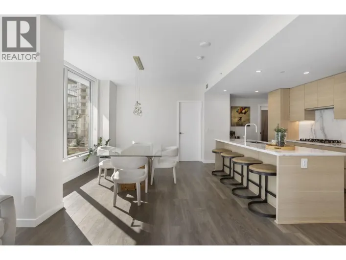 302 305 MORRISSEY ROAD, Port Moody