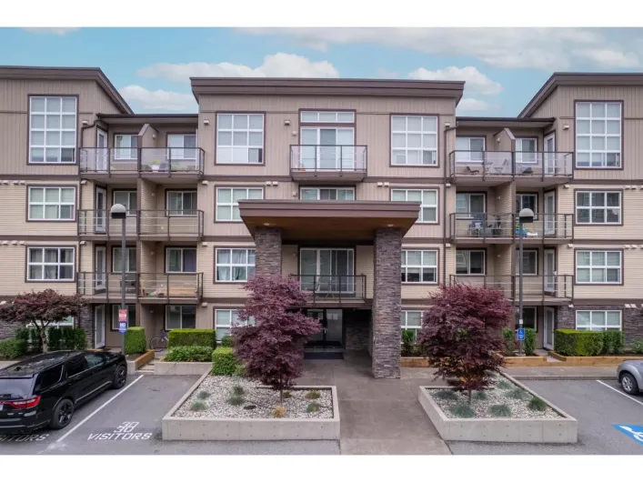 302 30525 CARDINAL AVENUE, Abbotsford