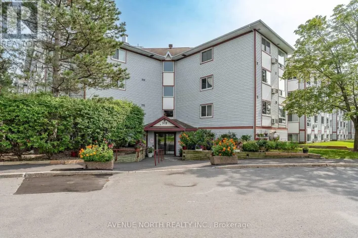 302 - 318 LORRY GREENBERG DRIVE, Ottawa