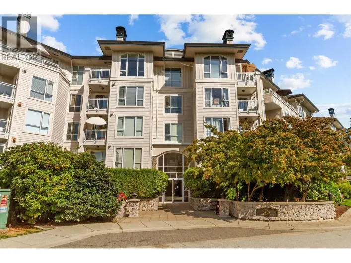 302 3608 DEERCREST DRIVE, North Vancouver