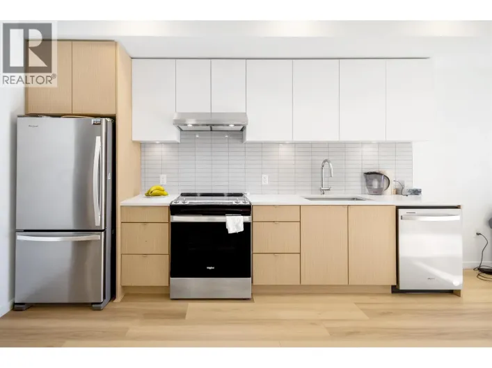 302 37994 2ND AVENUE, Squamish