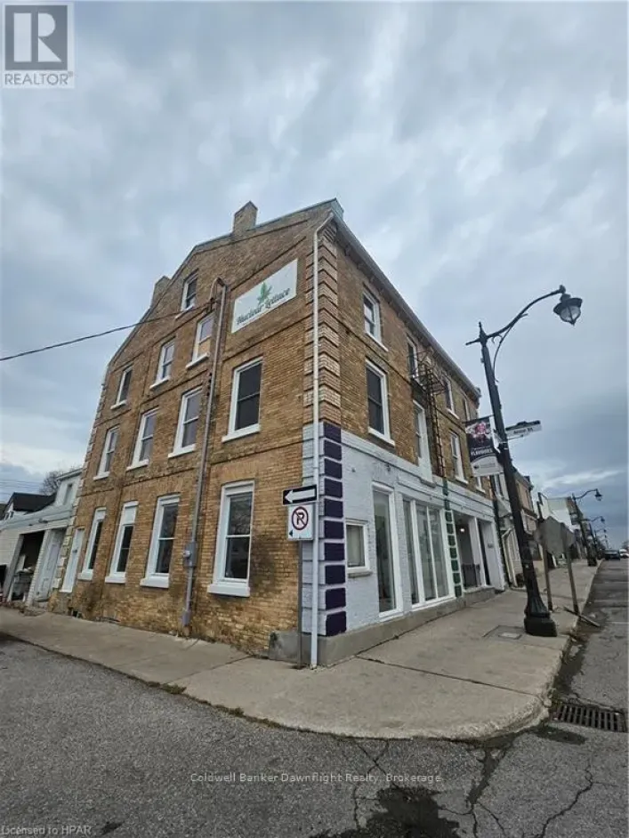 302 - 441 MAIN STREET, South Huron
