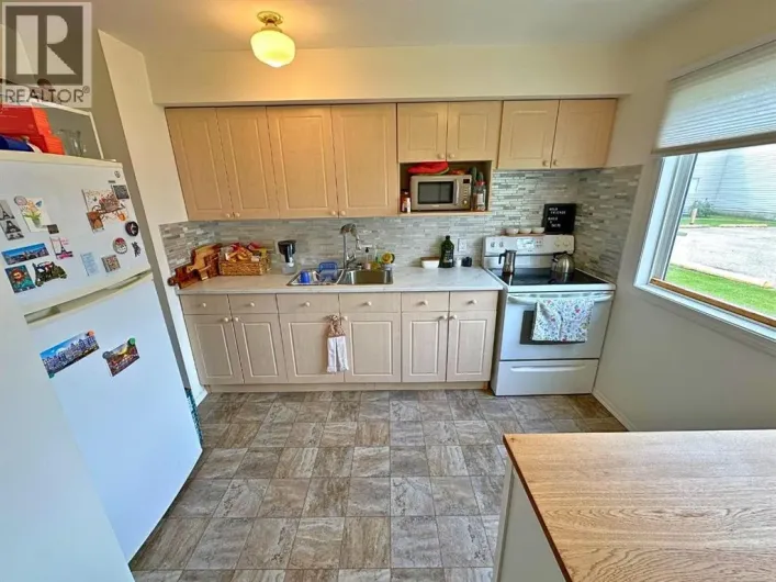 #302, 4719 33 Street, Red Deer
