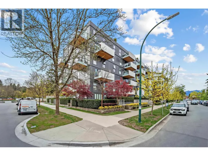 302 5089 QUEBEC STREET, Vancouver