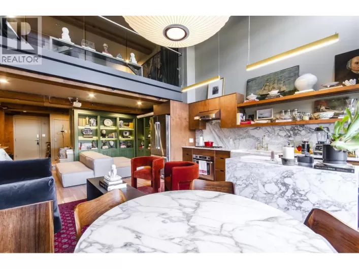 302 528 BEATTY STREET, Vancouver