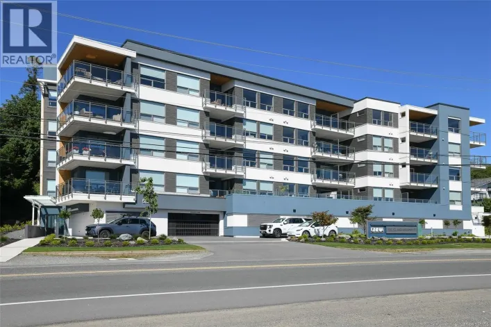 302 536 Island Hwy, Campbell River
