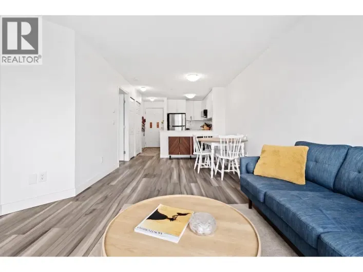 302 5818 LINCOLN STREET, Vancouver