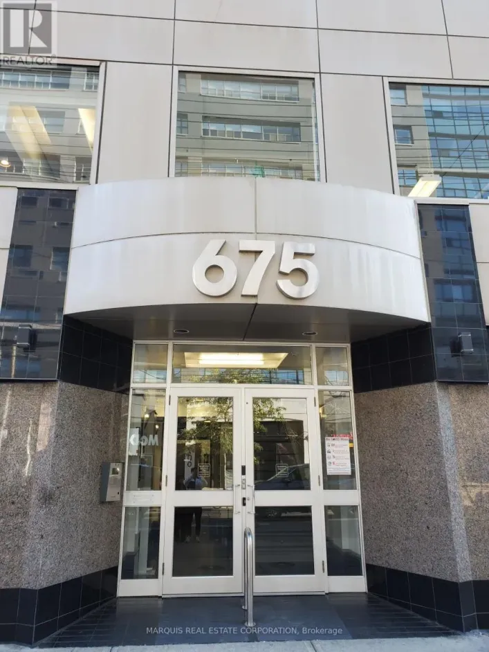 302 - 675 KING STREET W, Toronto