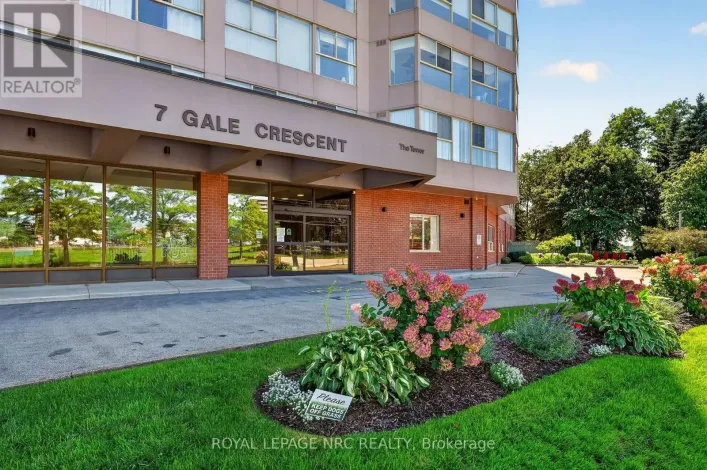 Apartment for sale: 302 - 7 GALE CRESCENT, St. Catharines
