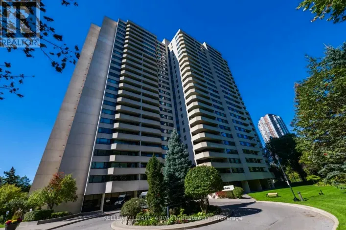302 - 75 WYNFORD HTS CRESCENT, Toronto