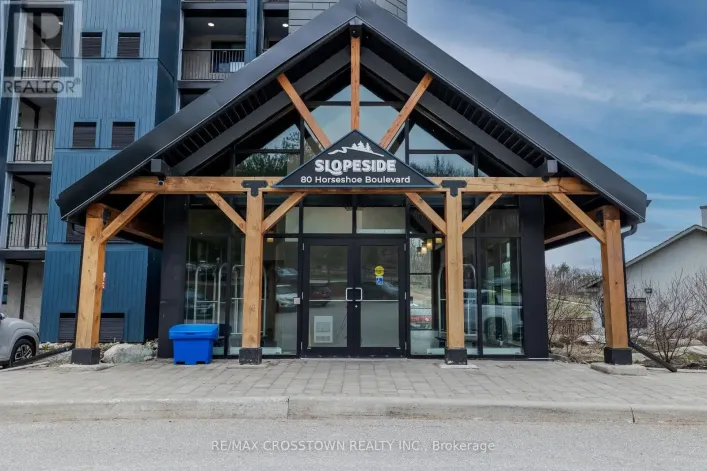 302 - 80 HORSESHOE BOULEVARD, Oro-Medonte