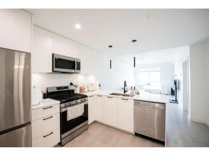 302 8380 200A STREET, Langley