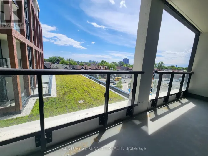 302 - 858 DUPONT STREET, Toronto