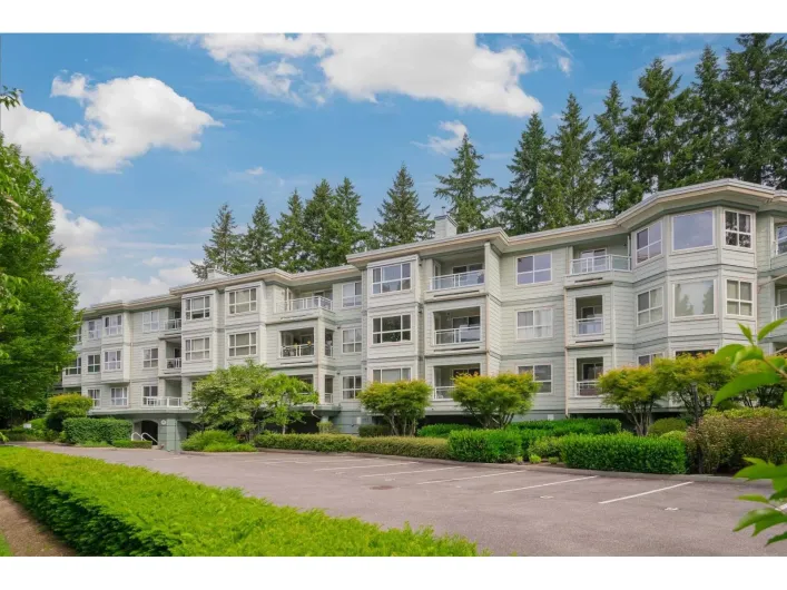 302 9018 208 STREET, Langley