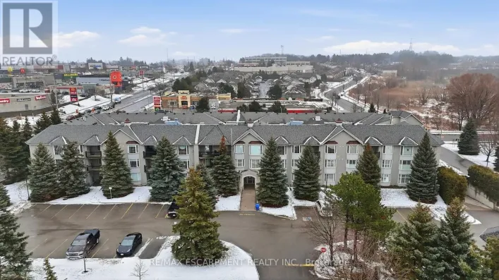 302 - 990 GOLF LINKS ROAD, Hamilton